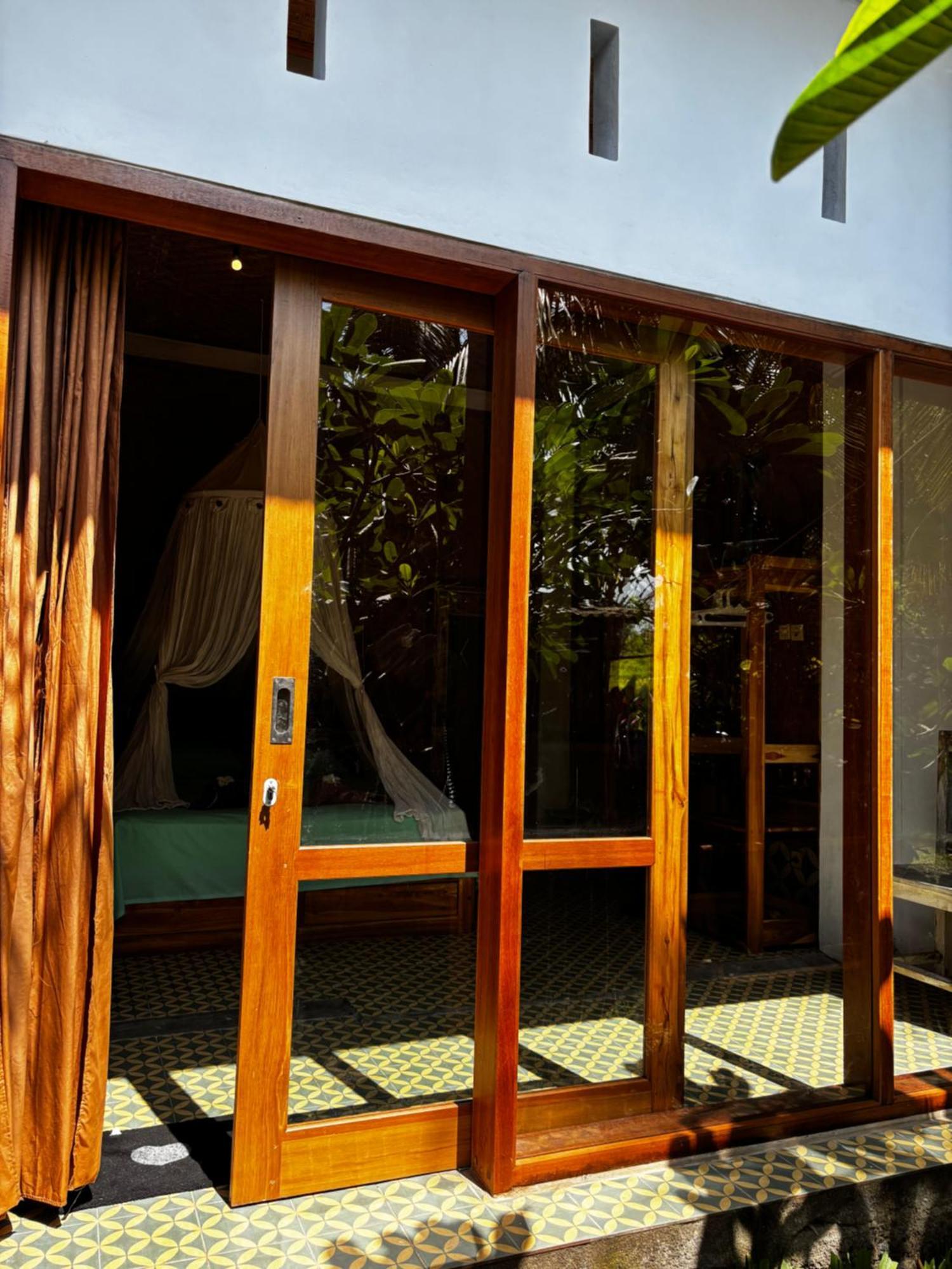 The Nyamo Surf & Stay Пулукан Екстериор снимка