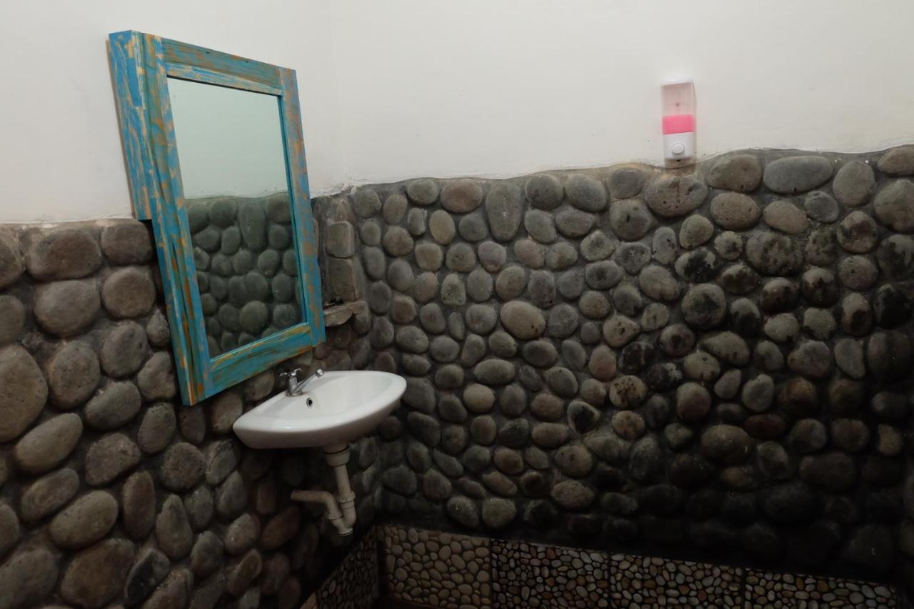 The Nyamo Surf & Stay Пулукан Екстериор снимка